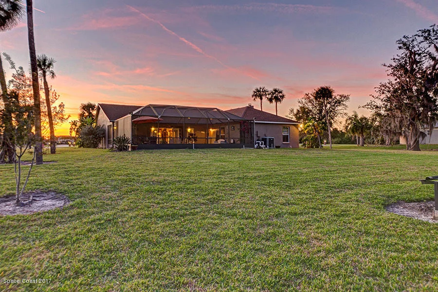 Photo of 904 Bluegrass Lane