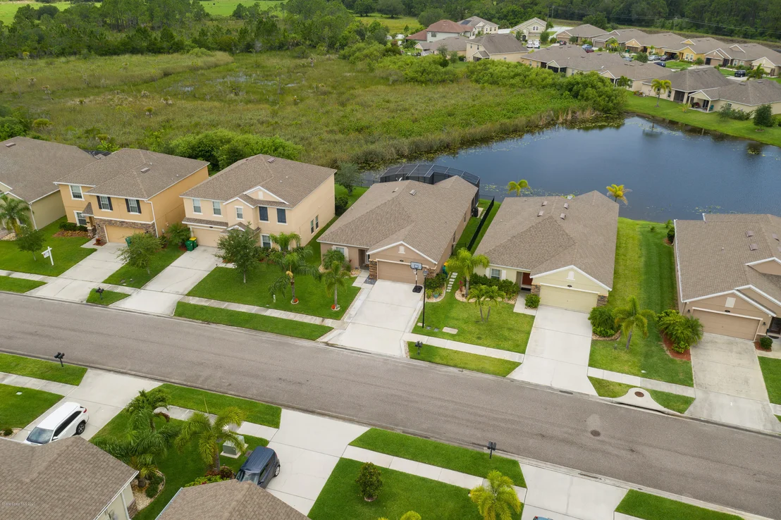 Photo of 1496 Litchfield Drive