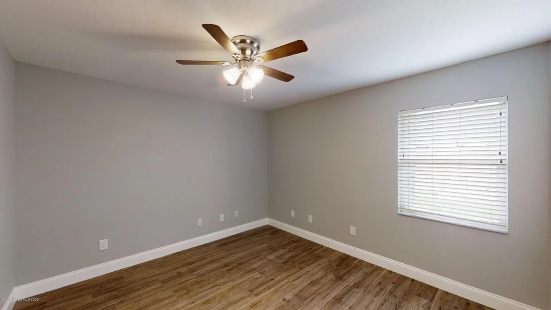 Photo of 925 Pelican Lane