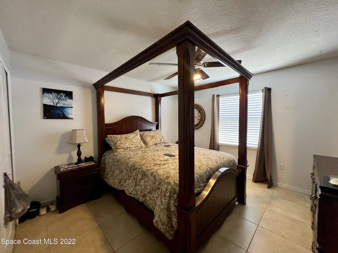 Photo of 6553 Cedar Avenue