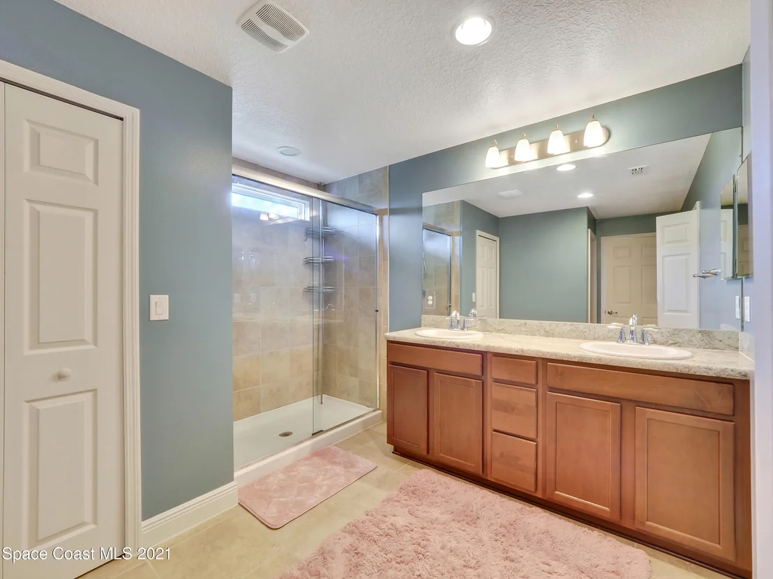 Photo of 1717 Attilburgh Boulevard