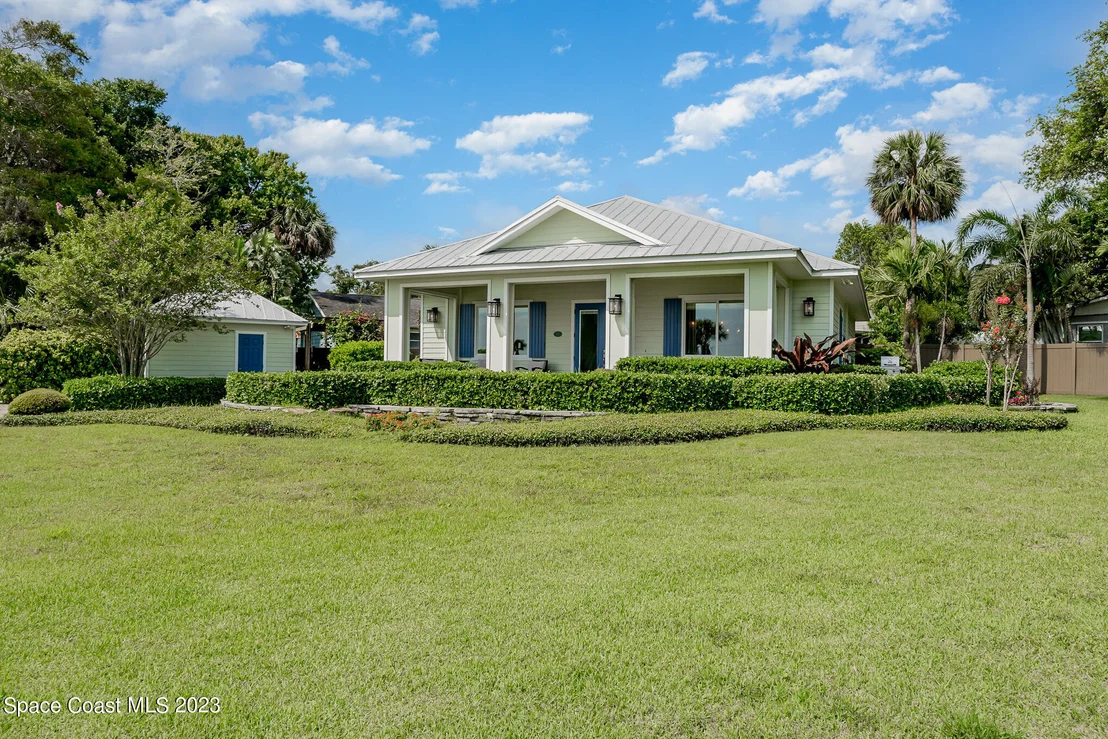 Photo of 413 N Indian River Drive