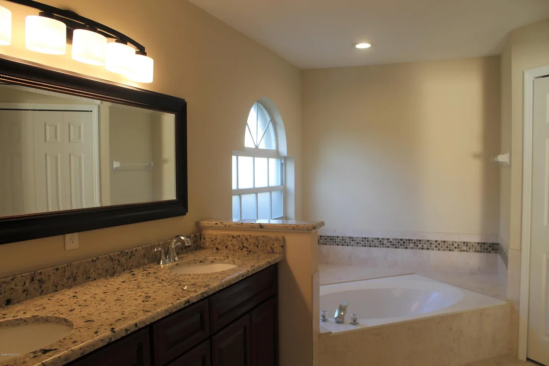Photo of 4580 Willow Bend Drive