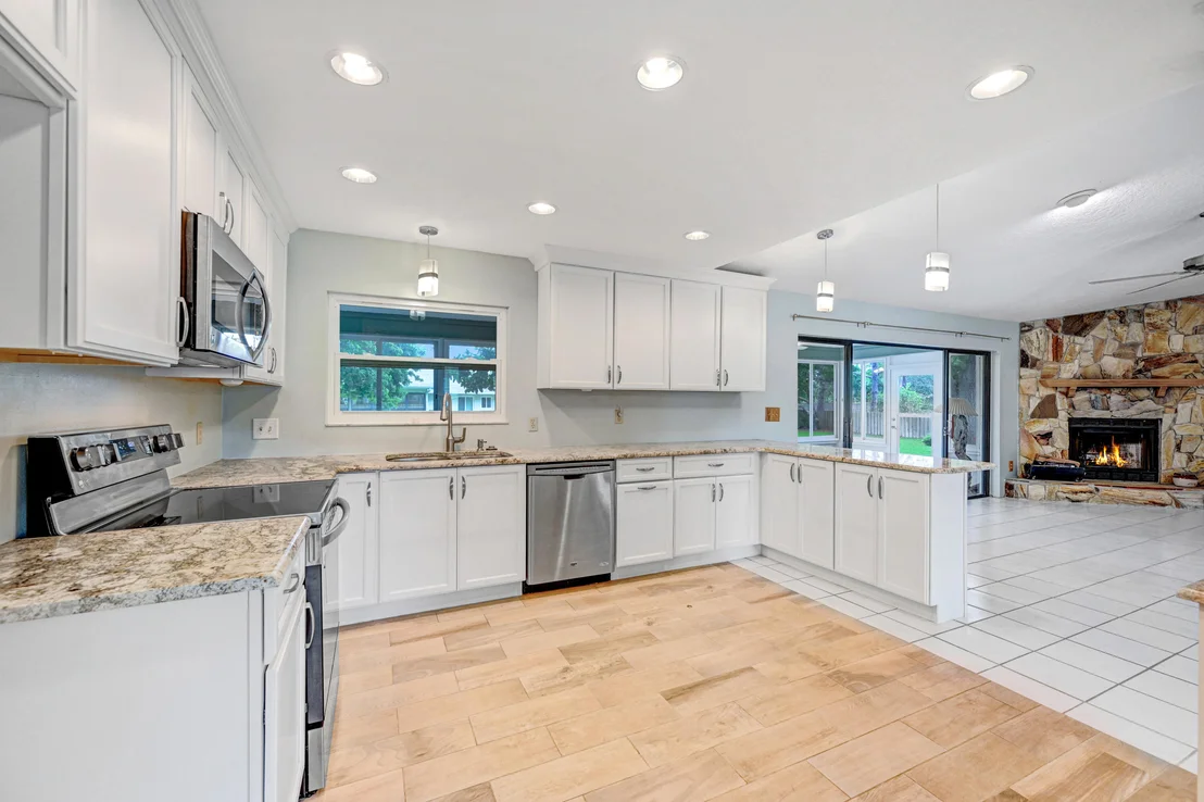 Photo of 1214 Foxfire Court