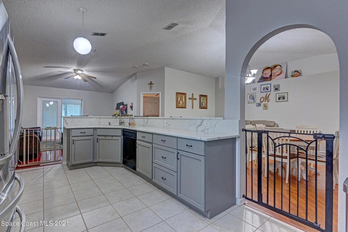 Photo of 2279 Myla Lane
