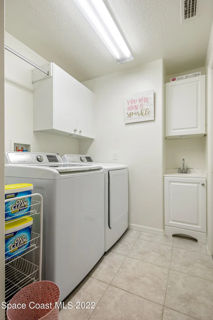 Photo of 7158 Broderick Drive
