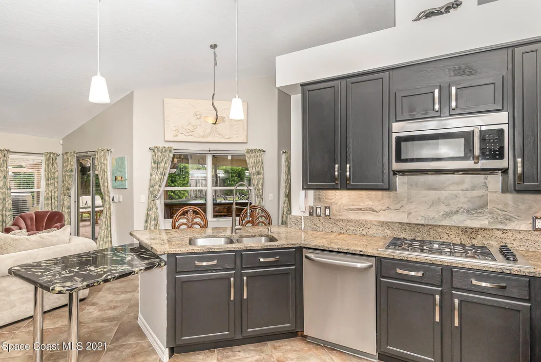 Photo of 243 Peregrine Drive