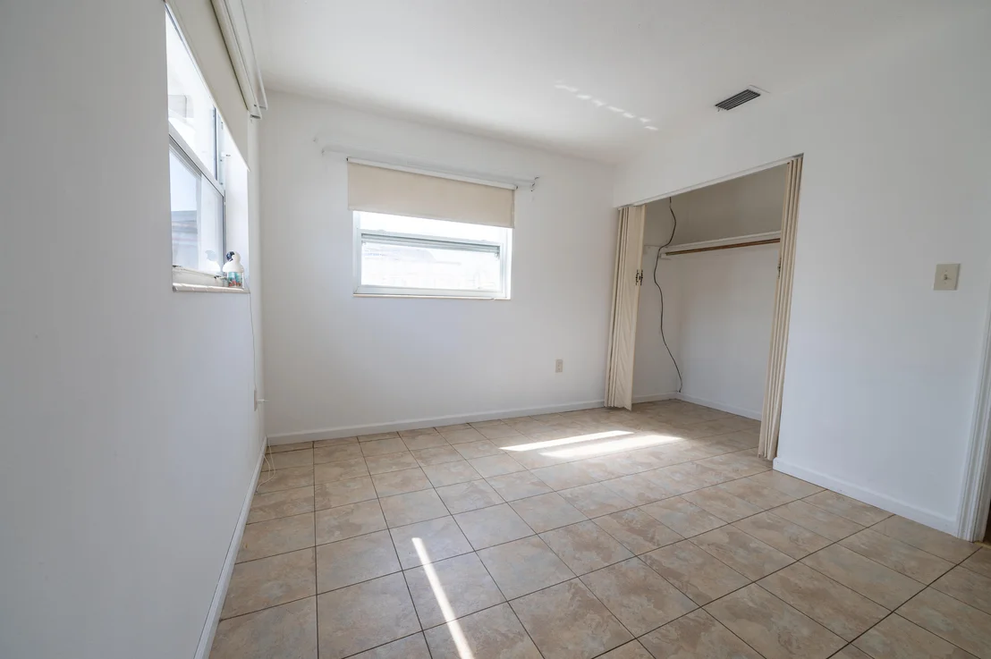 Photo of 1385 Eva Lane