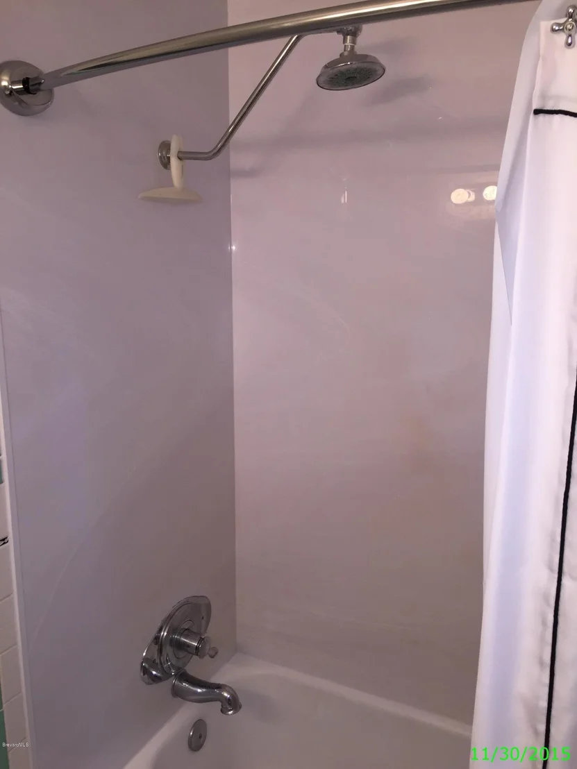 Photo of 476 Crescent Drive