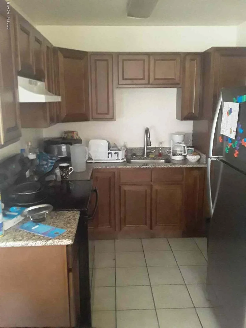 Photo of 2179 Allan Adale Road