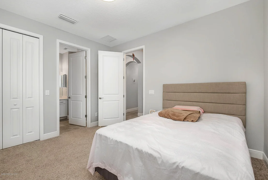 Photo of 7347 Bluemink Lane