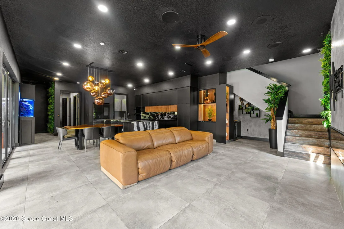 Photo of 2453 Westhorpe Drive