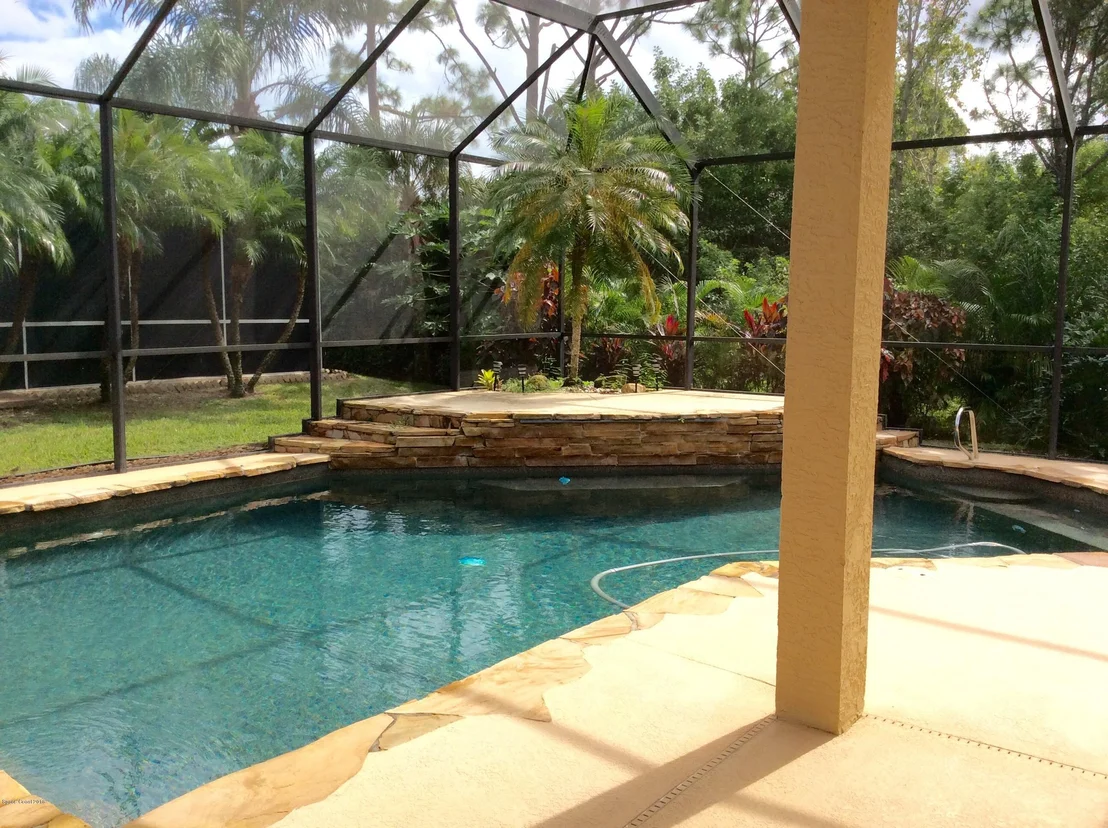 Photo of 1019 Worthington Spring Drive