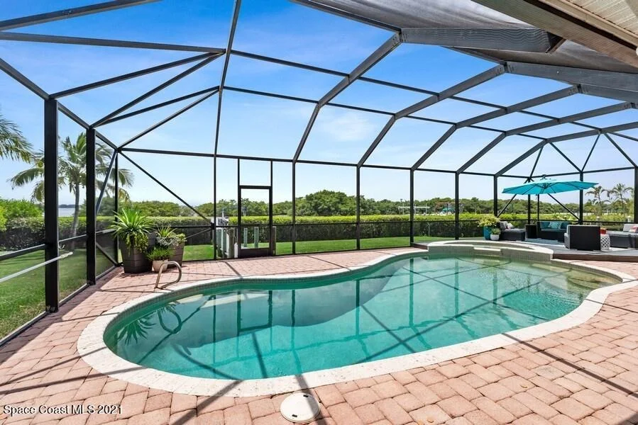 Photo of 412 Lanternback Island Drive