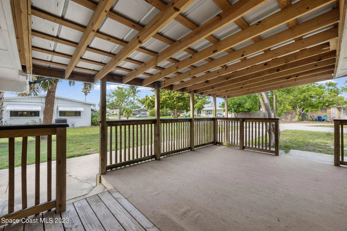 Photo of 2110 Palm Avenue