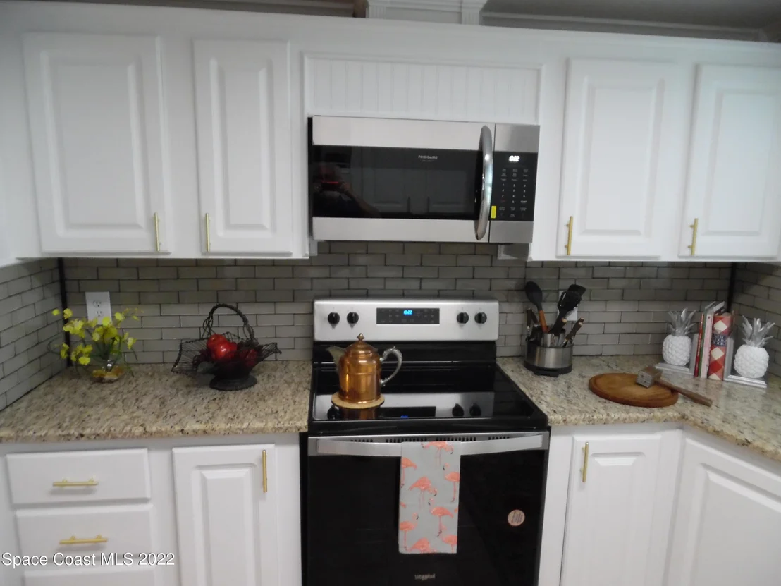 Photo of 7685 Chasta Road
