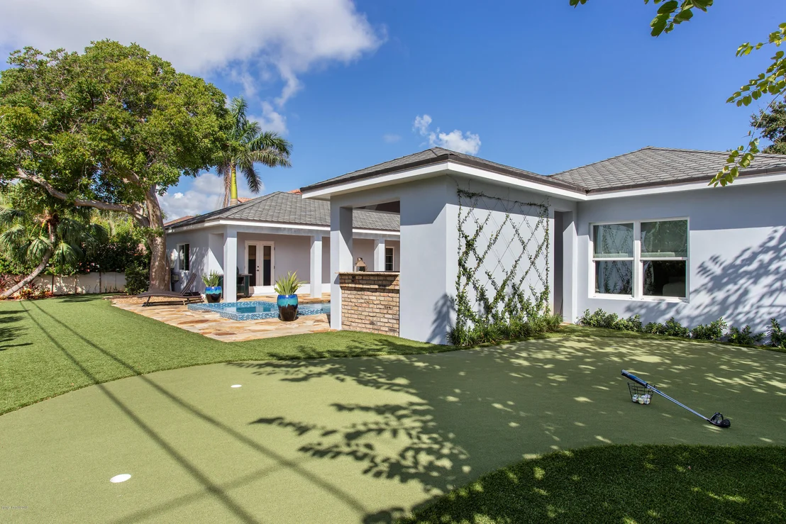 Photo of 401 Miami Avenue