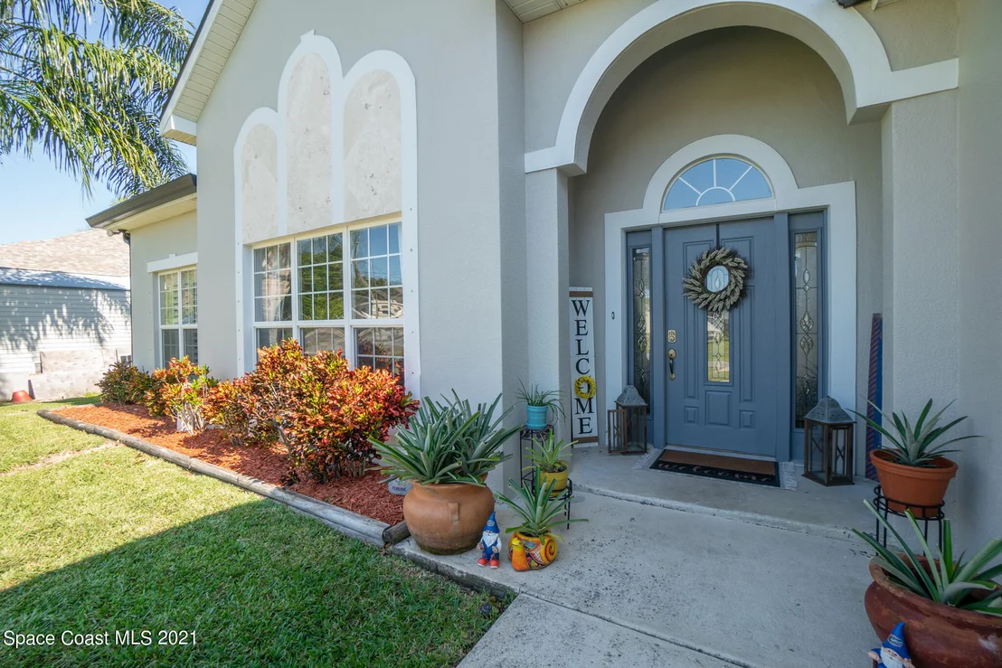 Photo of 6495 Bamboo Avenue