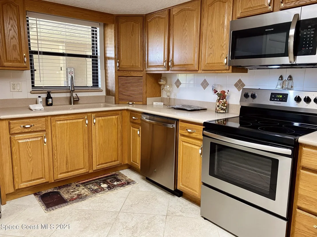 Photo of Unit 1233 at 305 Tangle Run Boulevard