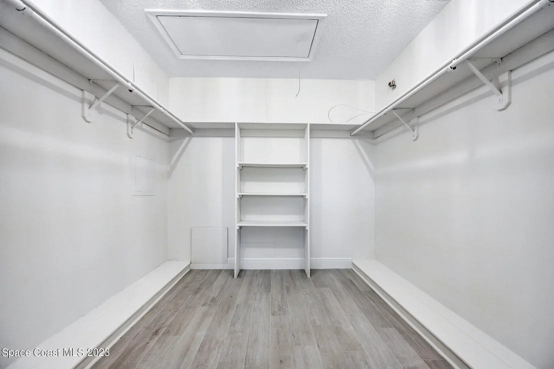 Photo of 224 Chalet Avenue