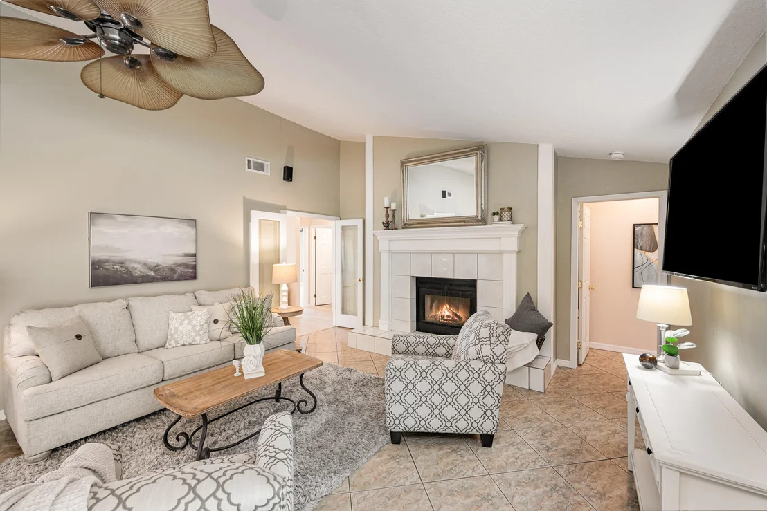 Photo of 1725 Hidden Lake Drive