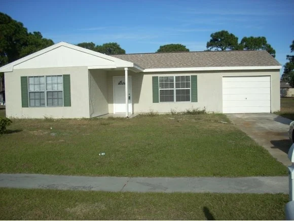 Photo of 1233 NE Dawn