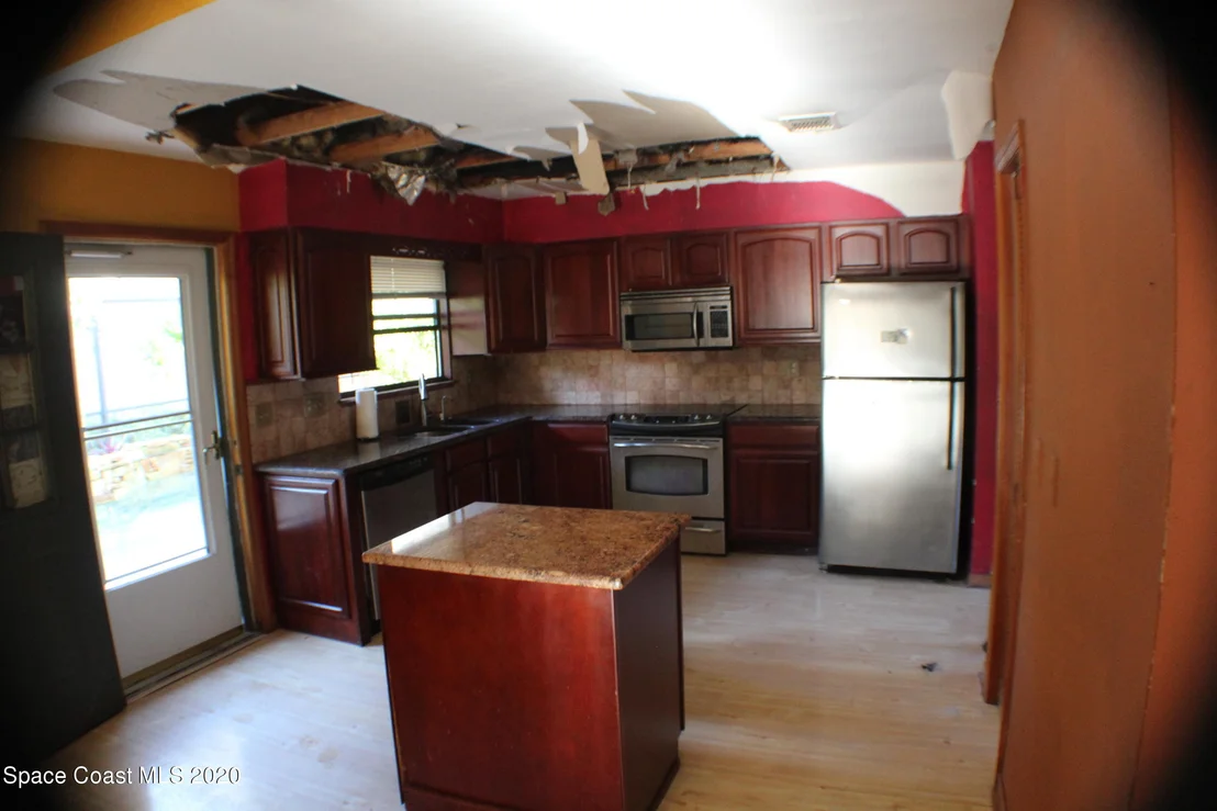 Photo of 150 Oakledge Drive