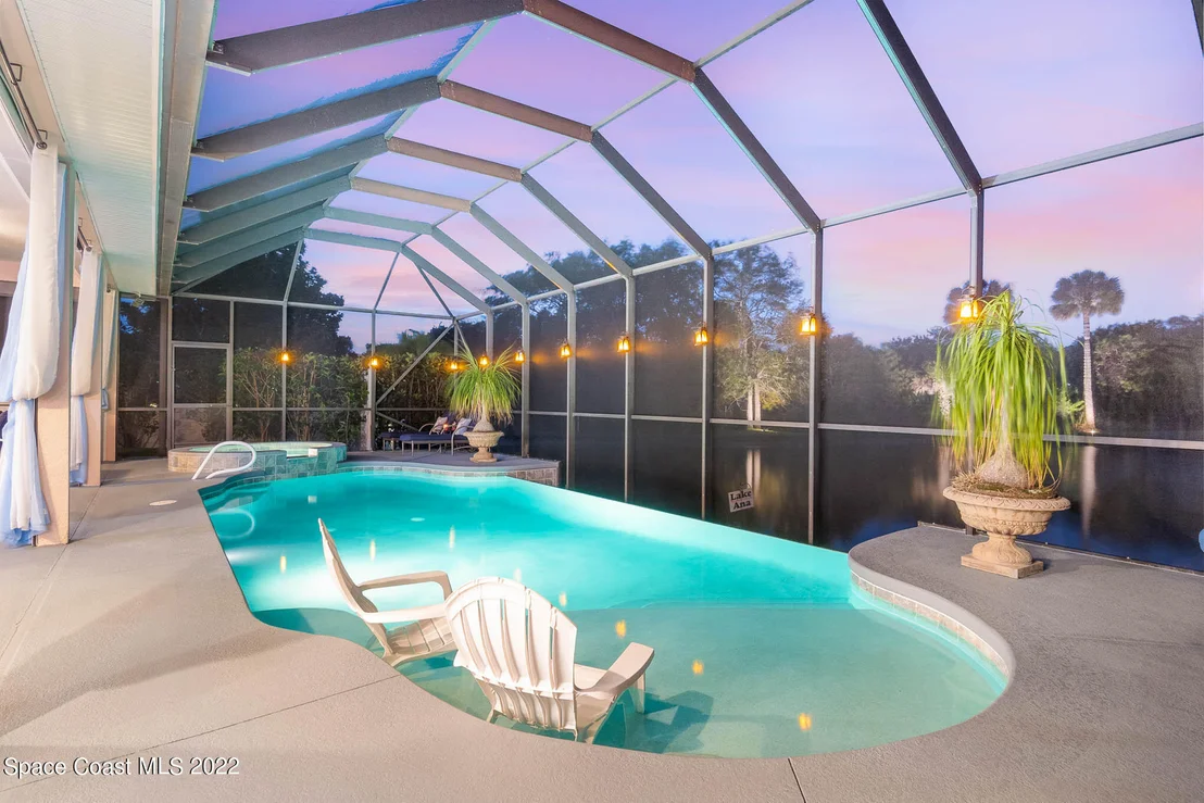 Photo of 1338 Centennial Way