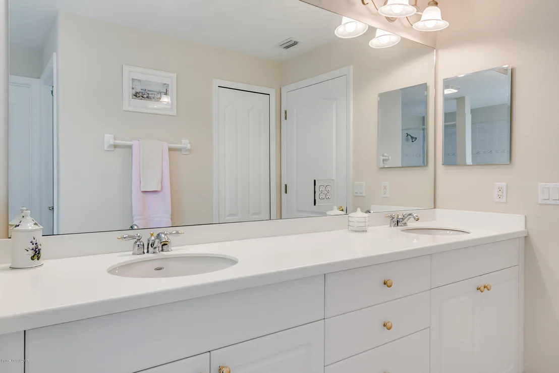 Photo of 7178 Broderick Drive