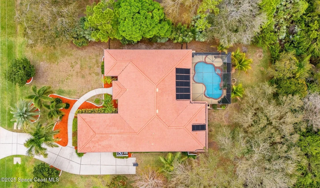 Photo of 4443 Long Lake Road