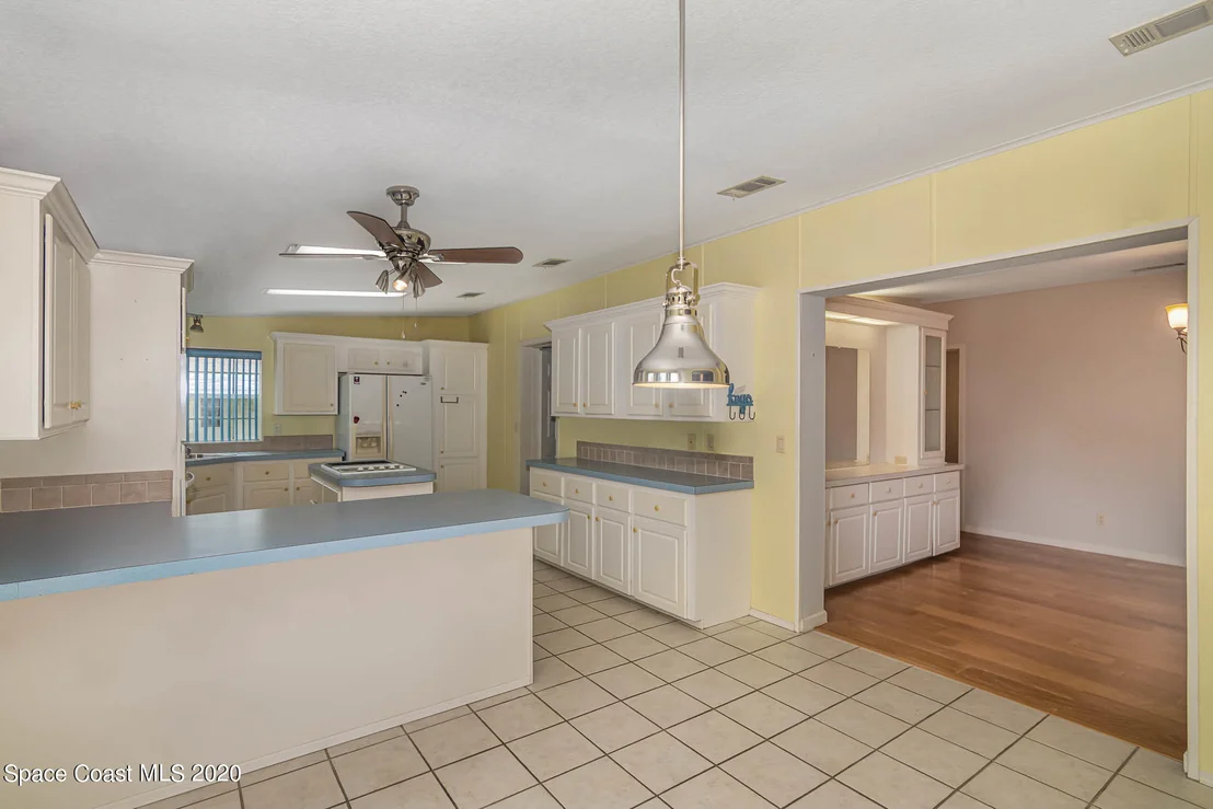Photo of 775 Outer Drive