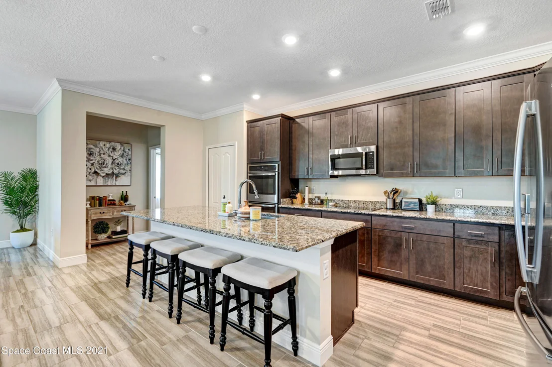 Photo of 980 Bear Lake Drive