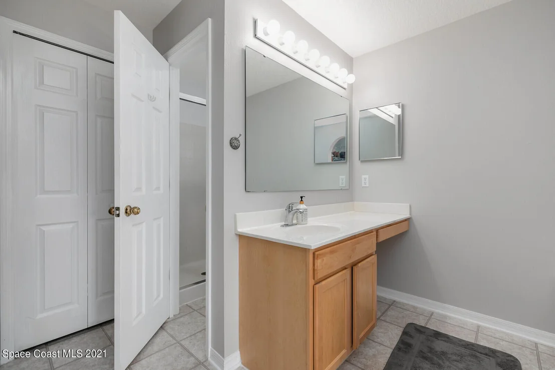 Photo of 3996 Four Lakes Drive