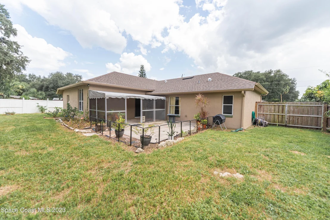 Photo of 5855 Granite Lane