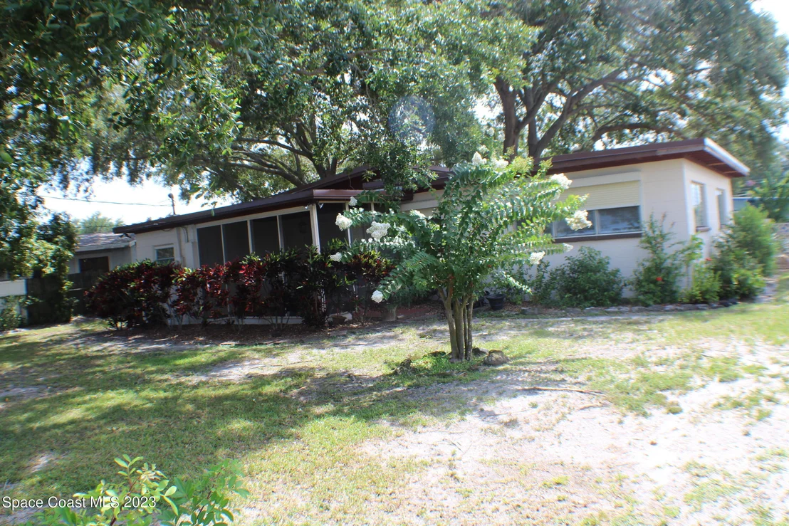 Photo of 406 Thomas Avenue
