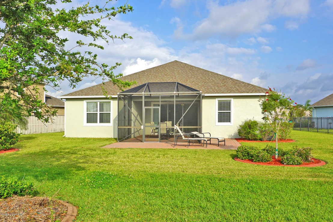 Photo of 6122 Goleta Circle