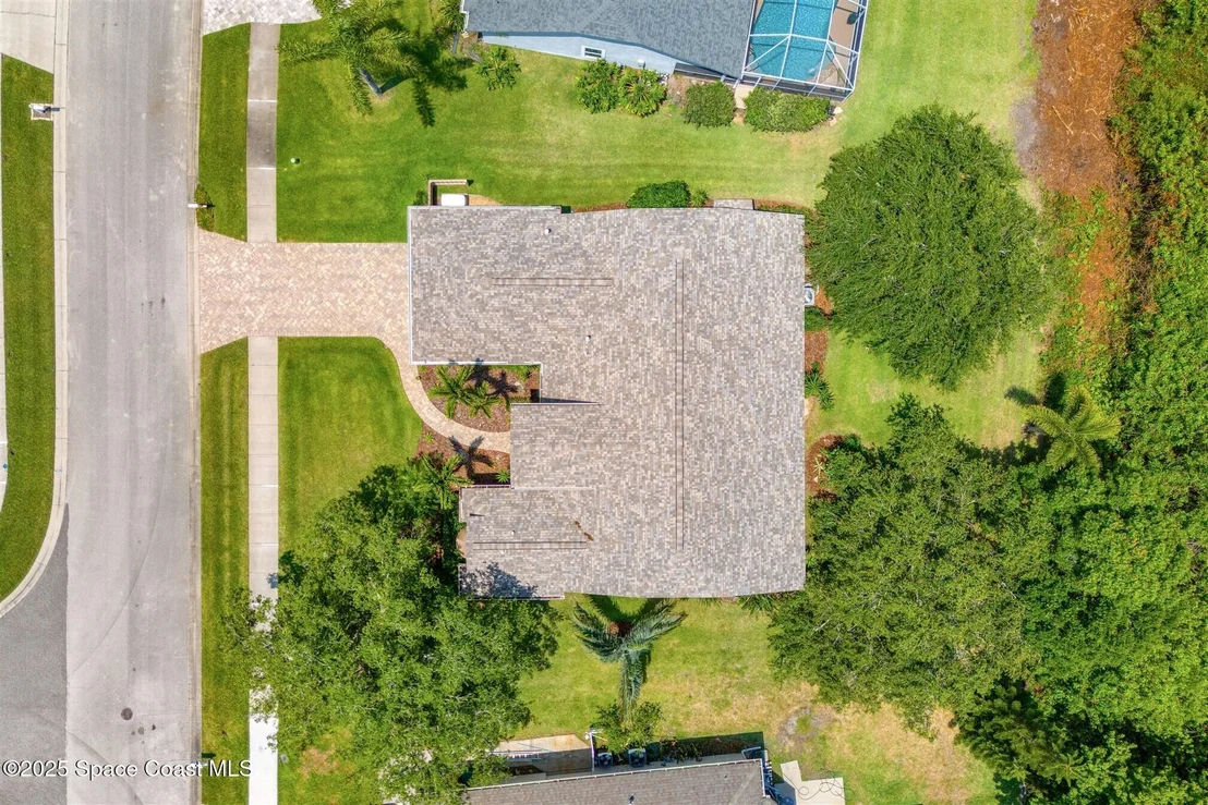 Photo of 952 Wildwood Drive