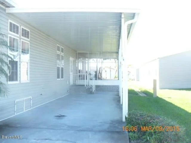 Photo of Unit 184 at 694 Outer Drive