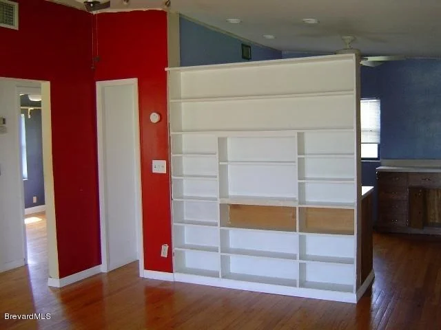 Photo of 312 Live Oak Lane