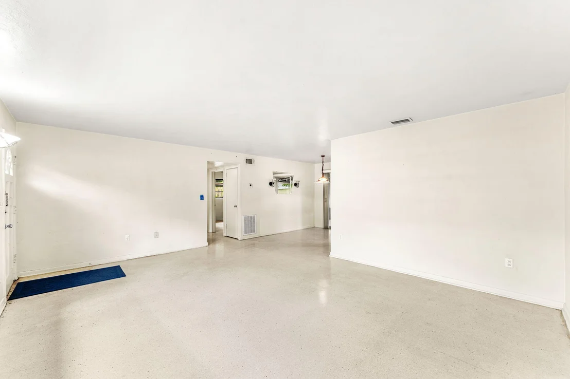 Photo of 367 Stephenson Drive