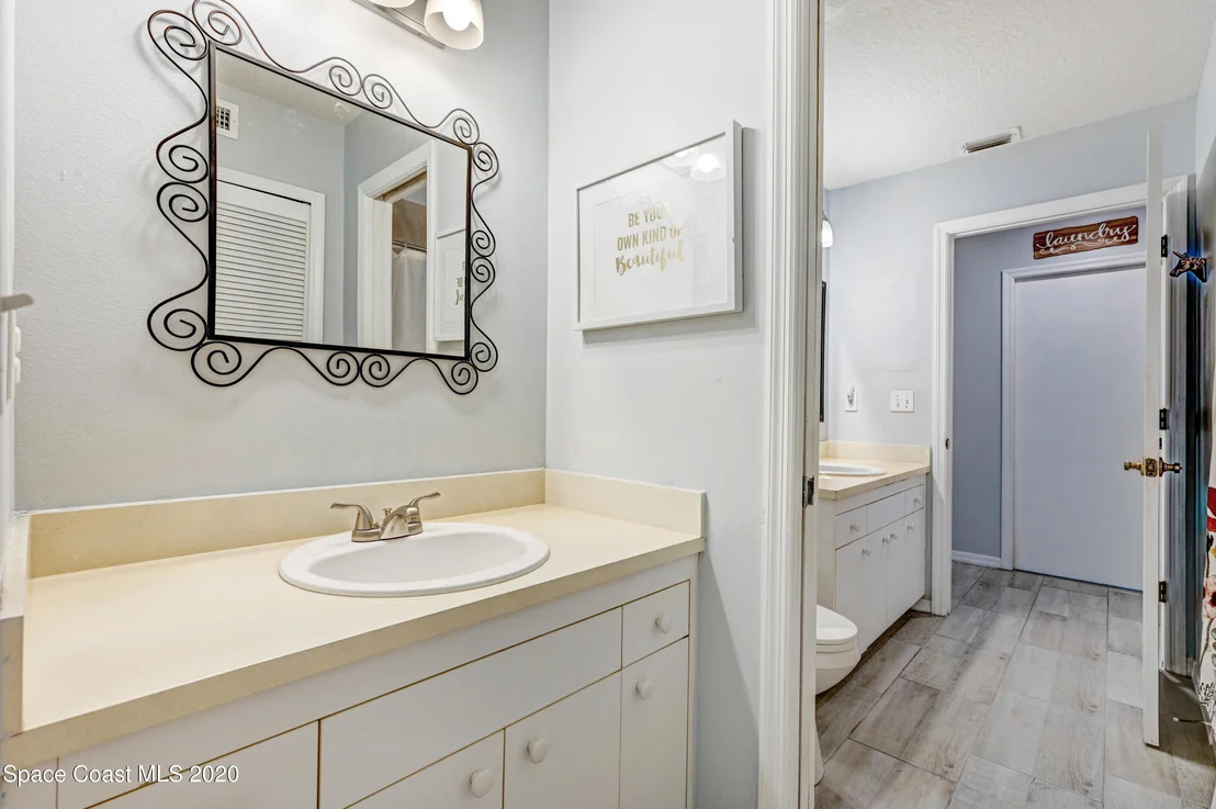 Photo of 892 Spirea Drive