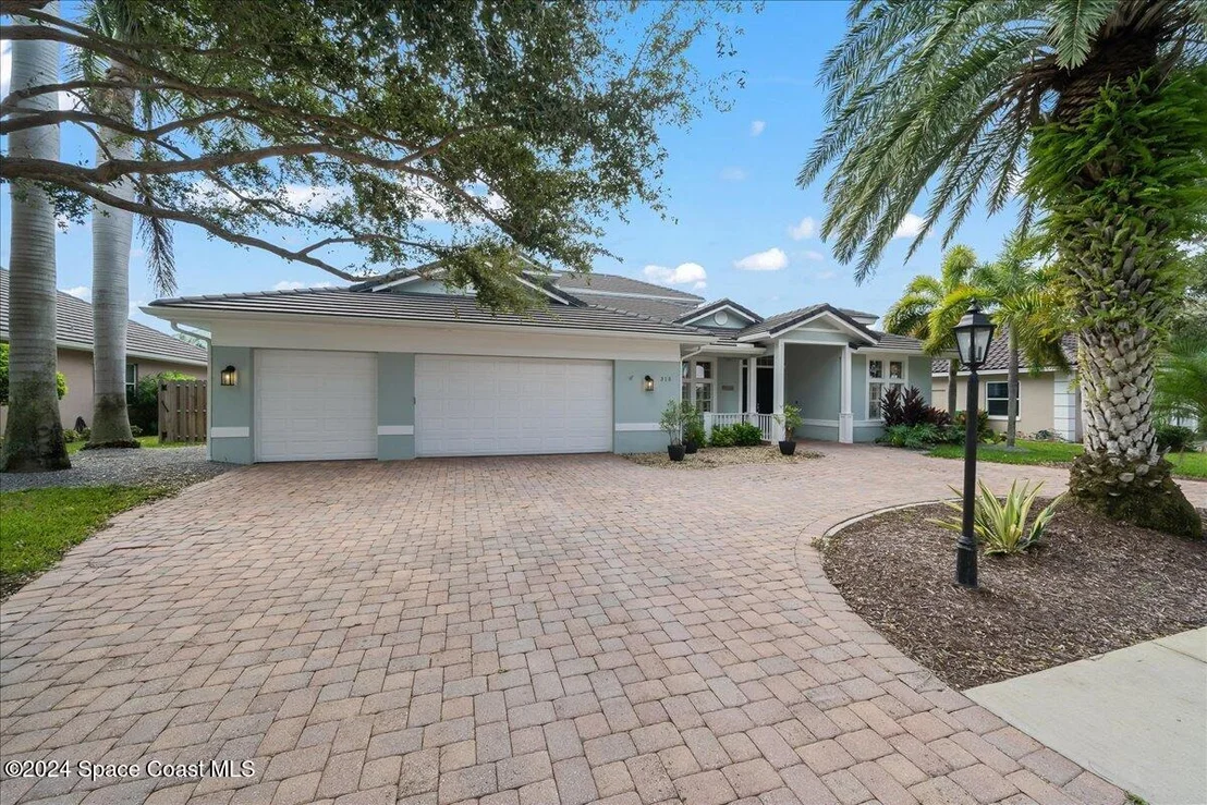 Photo of 315 Newport Drive