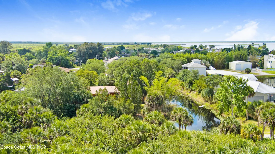 Photo of 555 Amber Lane