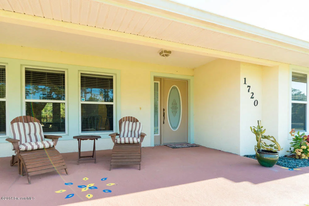 Photo of 1720 Benjamin Road