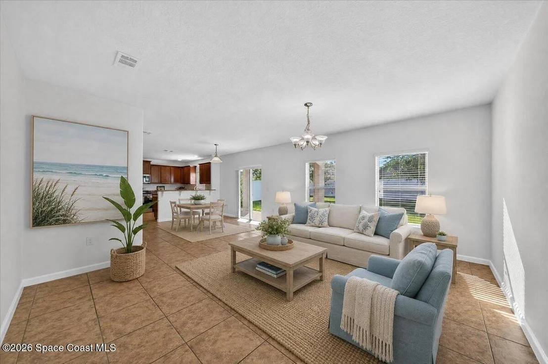 Photo of 1545 Litchfield Drive