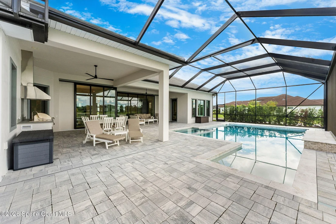 Photo of 3739 Lake Adelaide Place