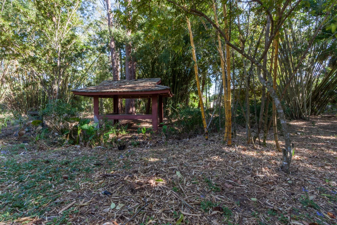 Photo of 8583 Sheridan Road