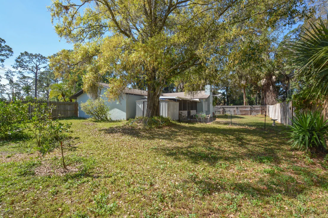 Photo of 7820 Sheridan Road