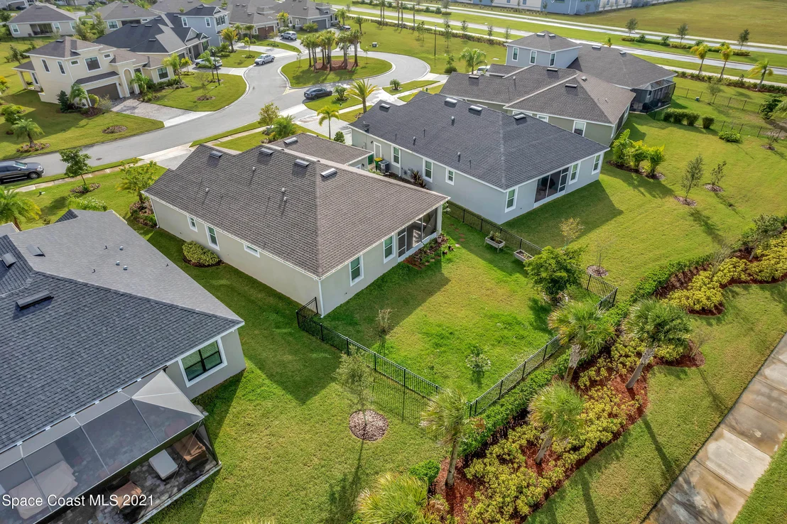 Photo of 7357 Bluemink Lane