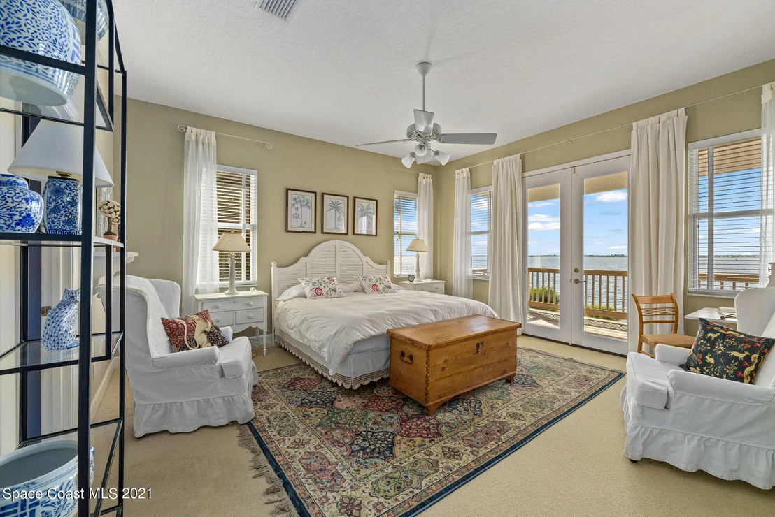 Photo of 176 Bayshore Drive